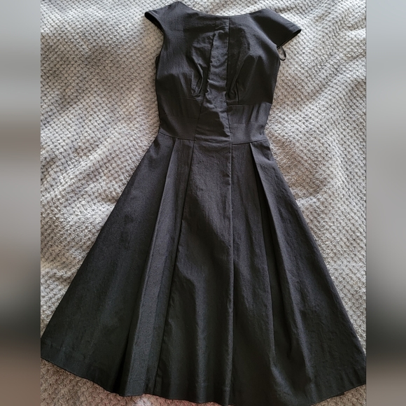 Le Chateau Dress "New" - Picture 1 of 3